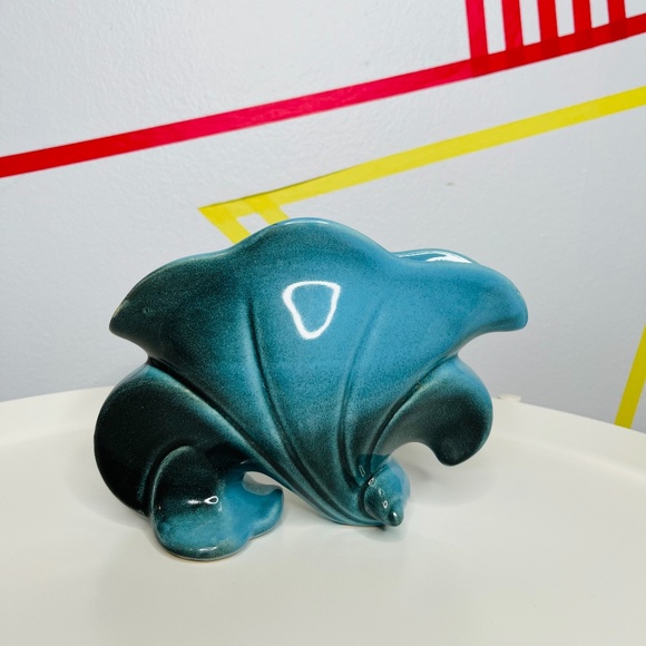 Other - Blue Flower Vase